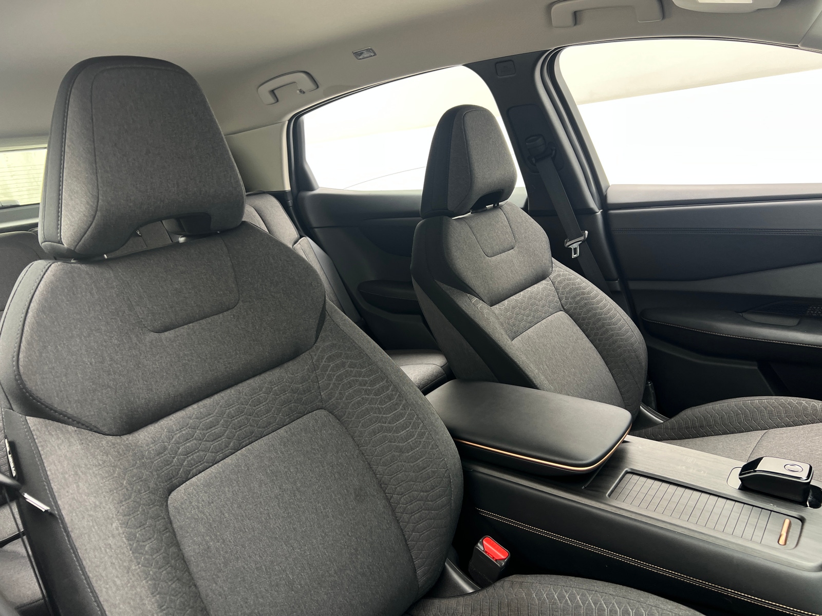 Thumbnail: 2024 Nissan Ariya - 2