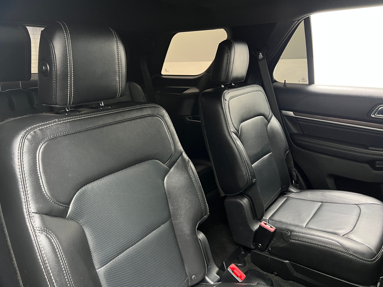 Thumbnail: 2017 Ford Explorer - 5