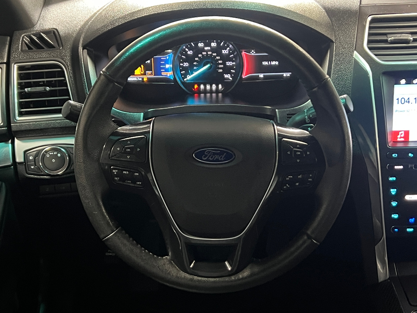 Thumbnail: 2017 Ford Explorer - 4