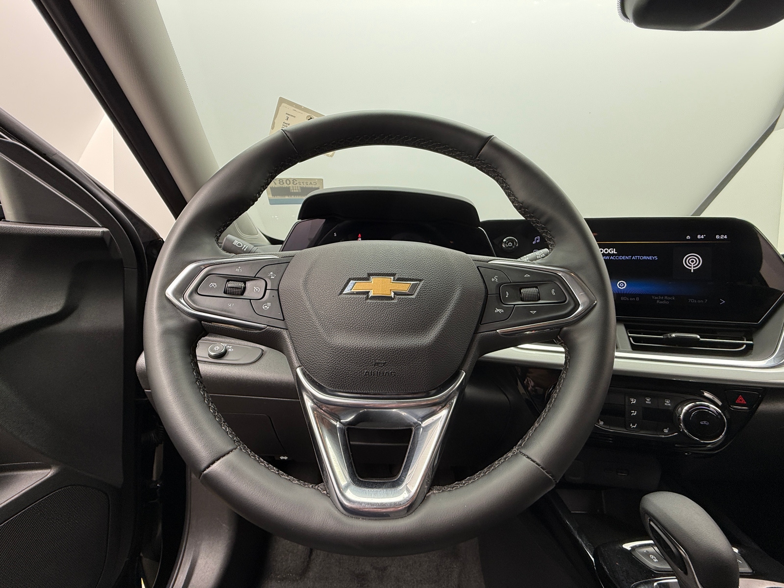 Thumbnail: 2025 Chevrolet Trax - 5