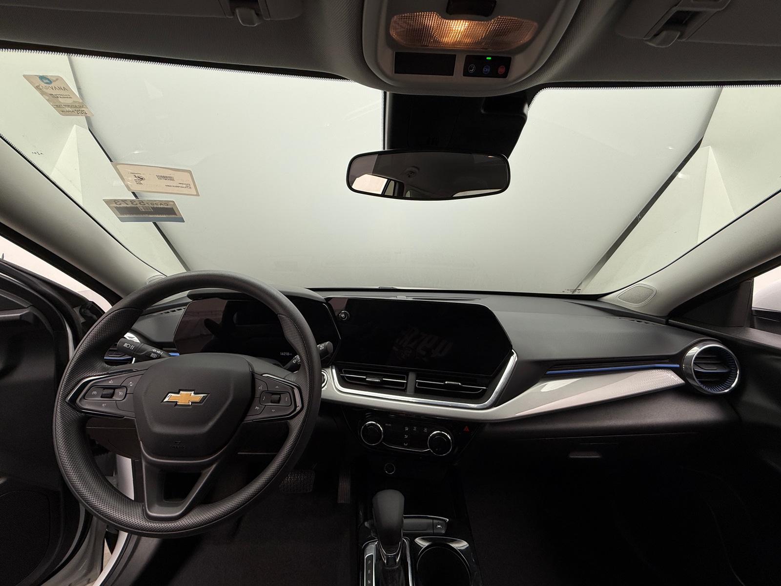 Thumbnail: 2025 Chevrolet Trax - 3