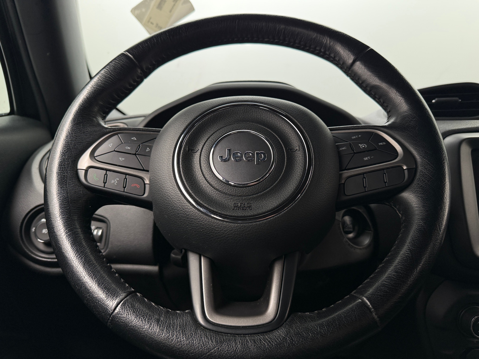 Thumbnail: 2020 Jeep Renegade - 4