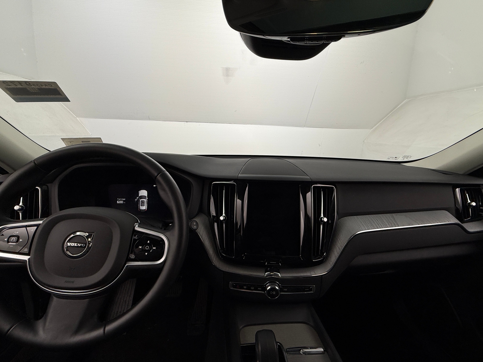 Thumbnail: 2025 Volvo XC60 - 2