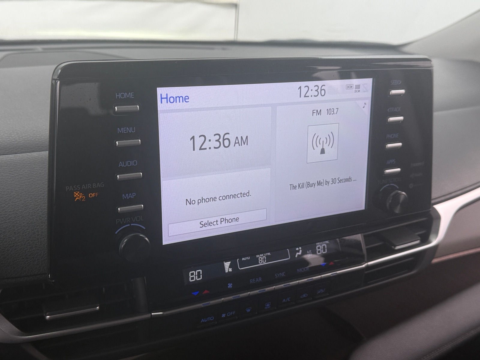 Thumbnail: 2024 Toyota Sienna - 4