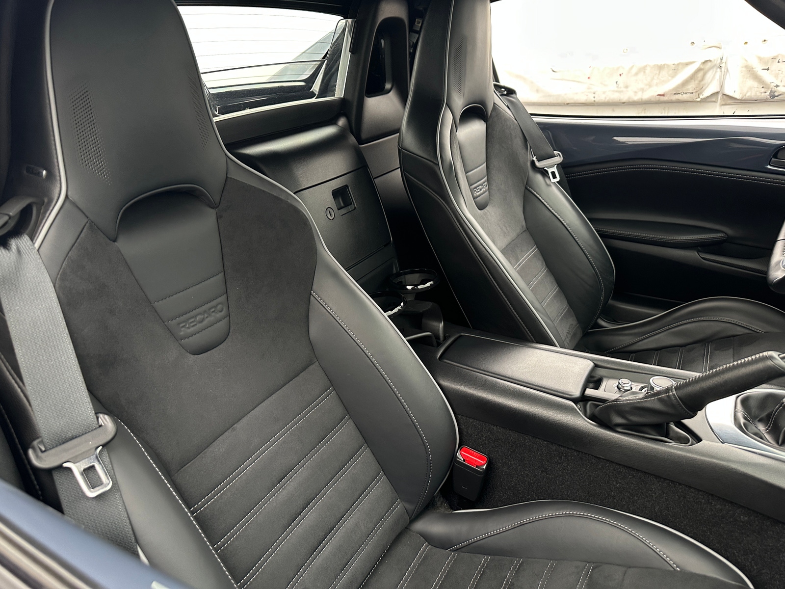 Thumbnail: 2021 Mazda MX-5 Miata - 2