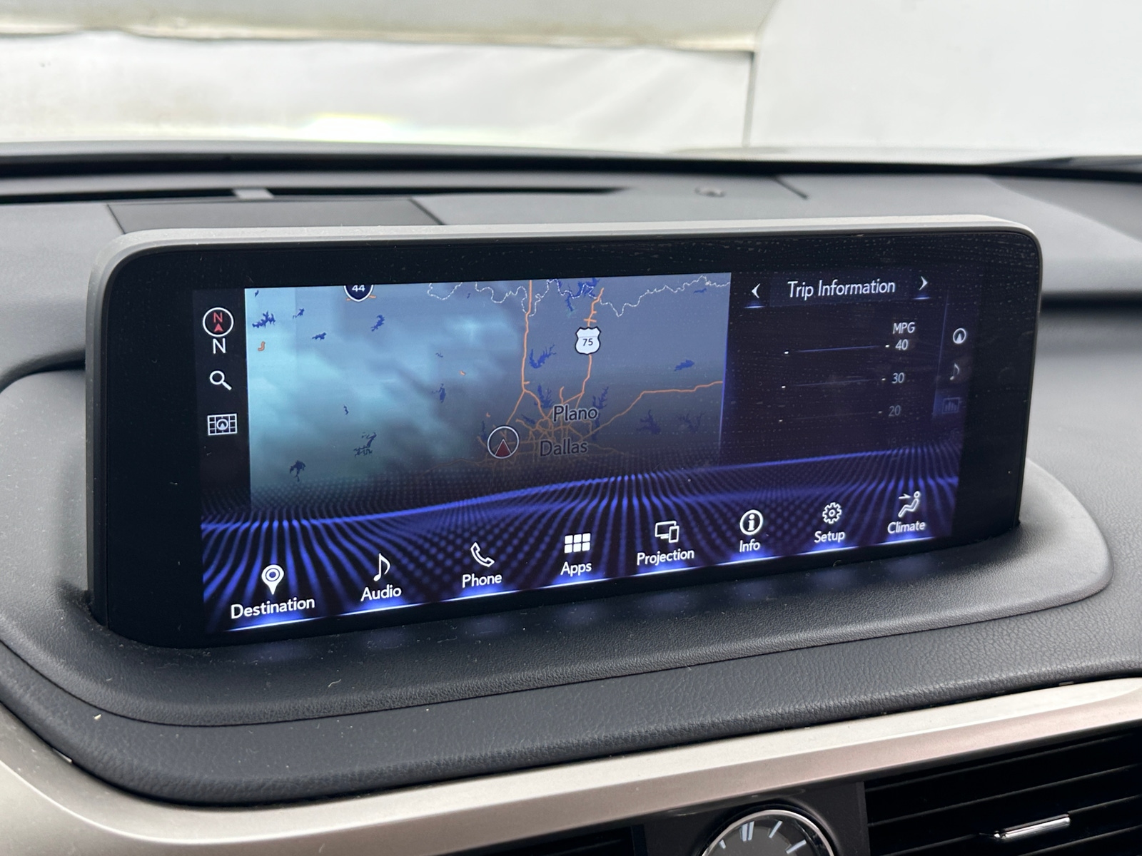 Thumbnail: 2020 Lexus RX - 3