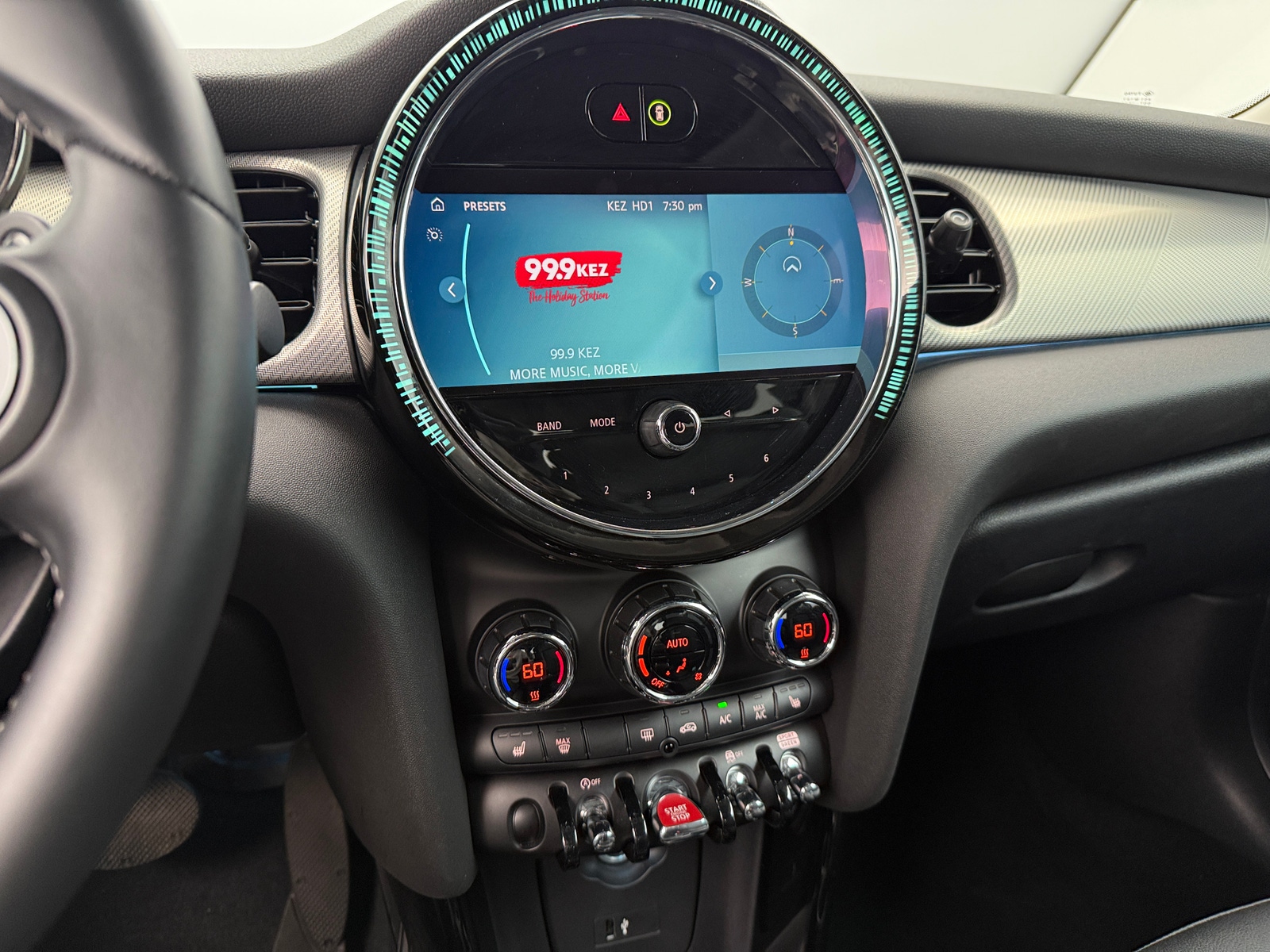 Thumbnail: 2024 MINI Cooper Hardtop - 3