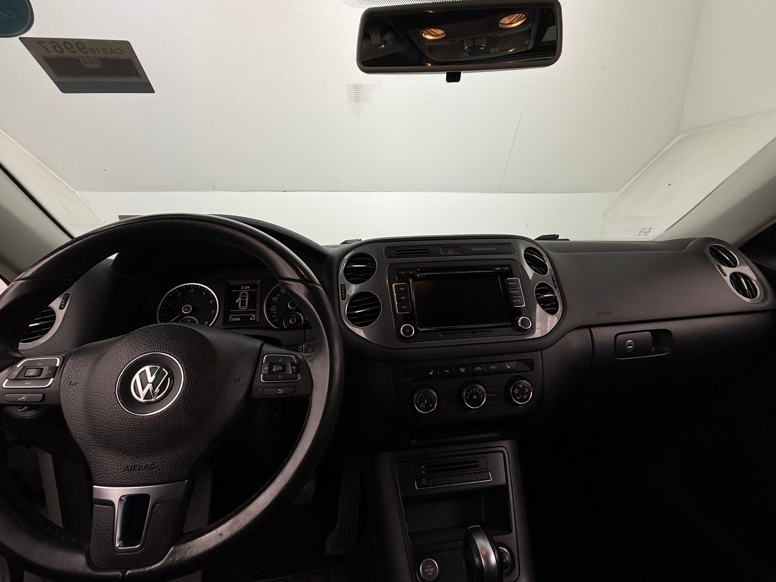 Thumbnail: 2015 Volkswagen Tiguan - 2