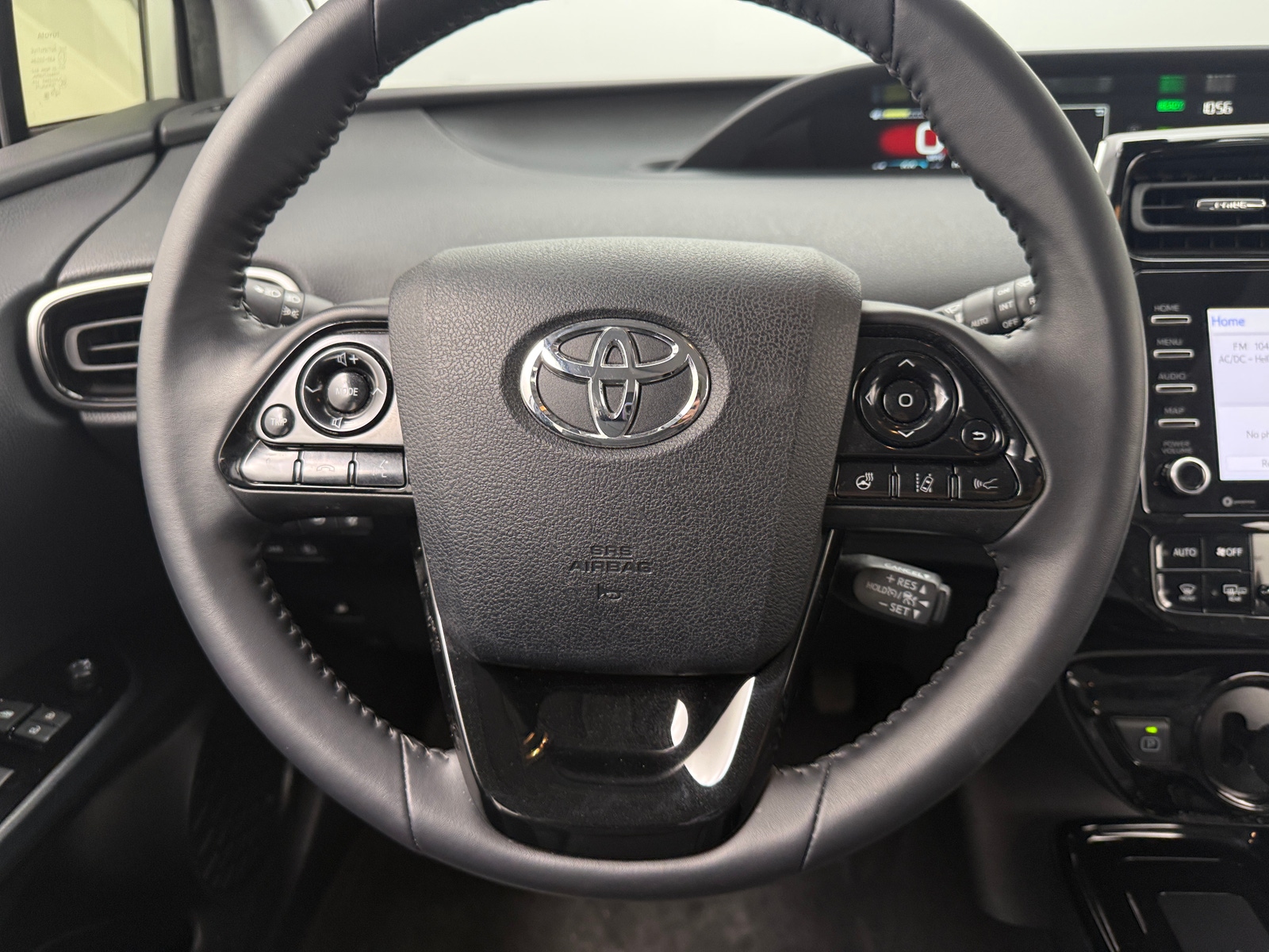 Thumbnail: 2022 Toyota Prius - 4