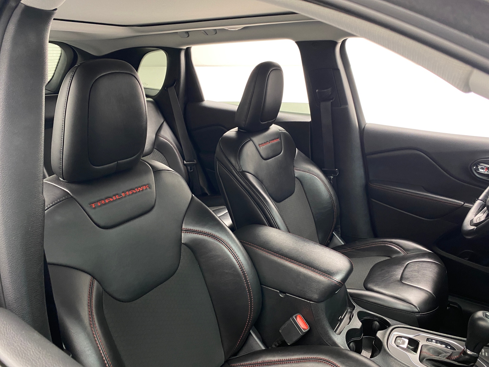 Thumbnail: 2019 Jeep Cherokee - 2