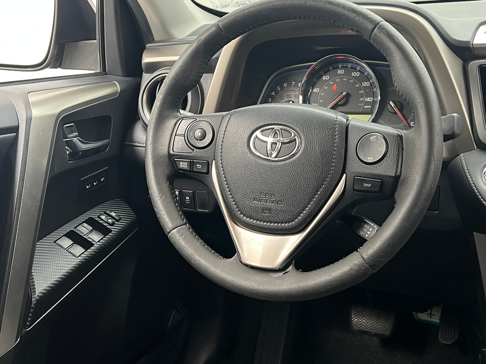 Thumbnail: 2015 Toyota RAV4 - 4