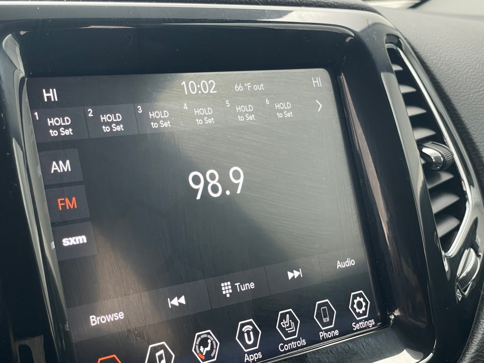 Thumbnail: 2020 Jeep Compass - 3