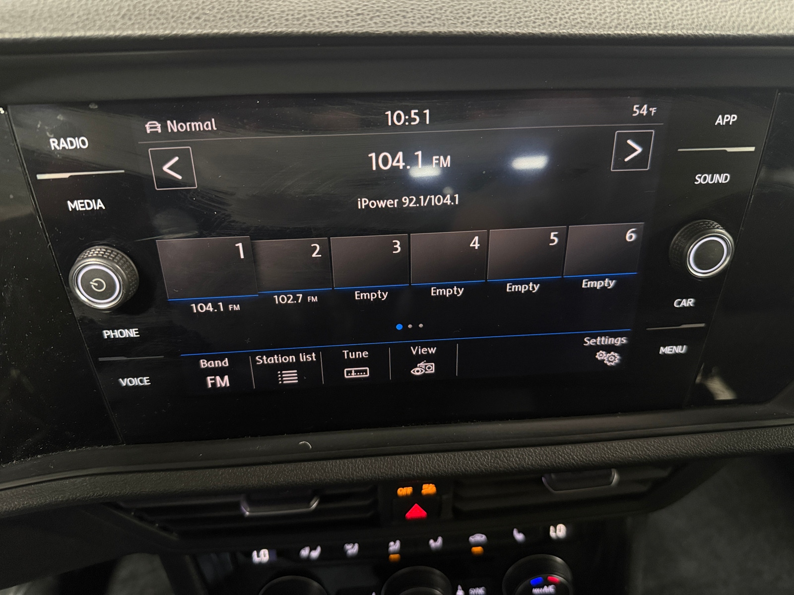 Thumbnail: 2019 Volkswagen Jetta - 3