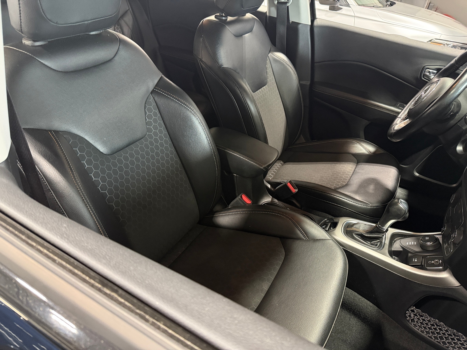 Thumbnail: 2021 Jeep Compass - 2