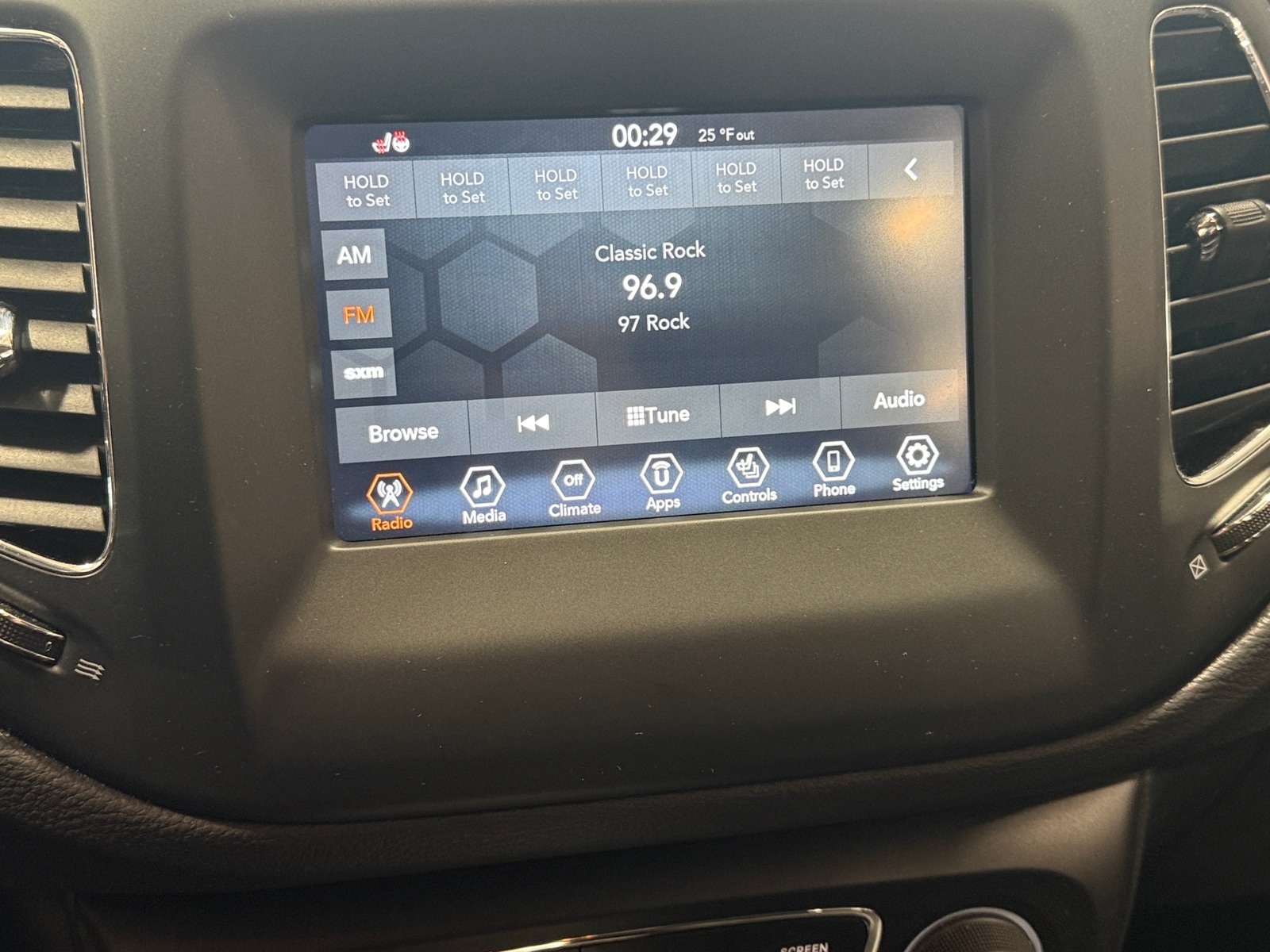 Thumbnail: 2021 Jeep Compass - 4