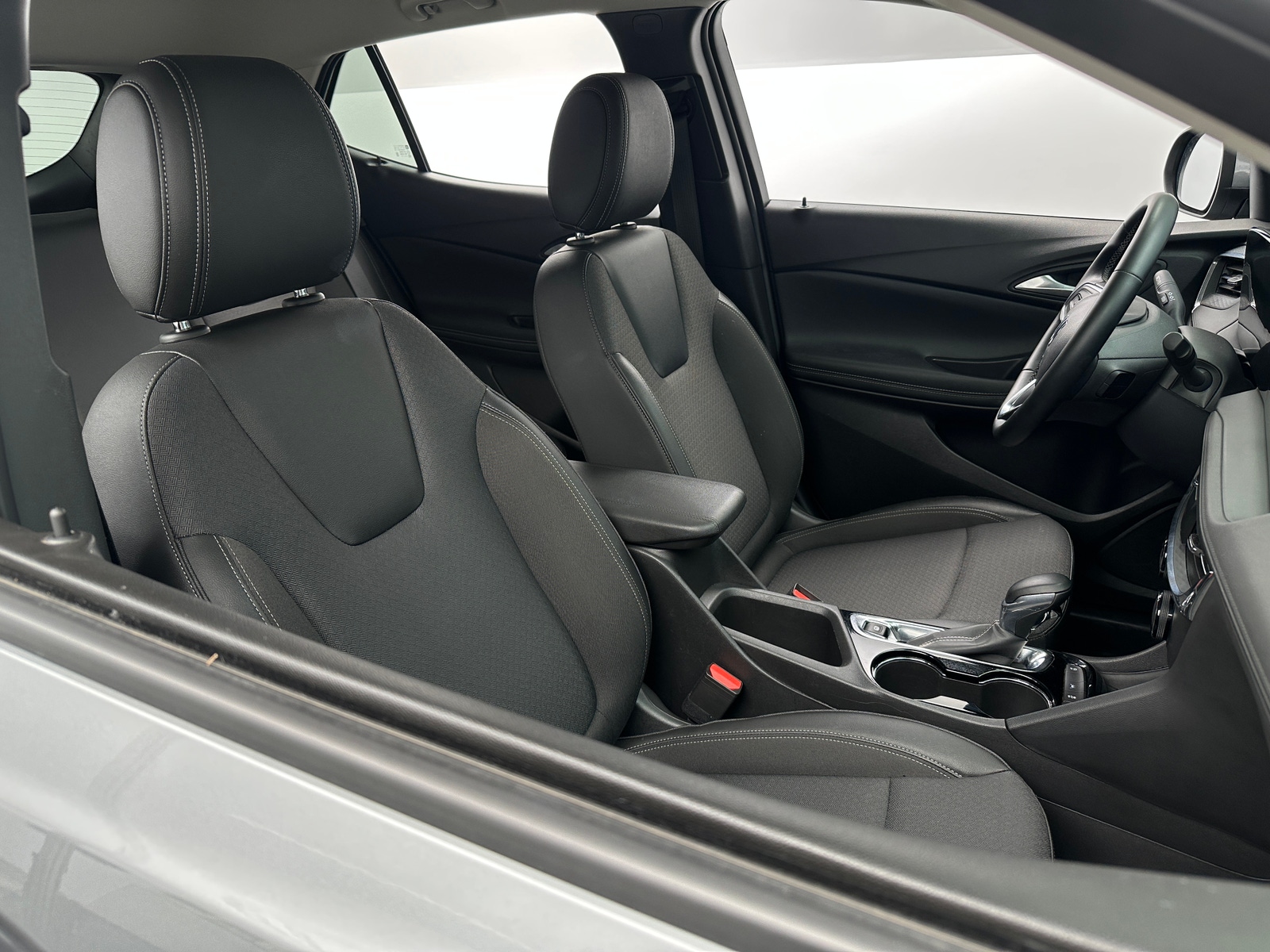 Thumbnail: 2025 Buick Encore GX - 2