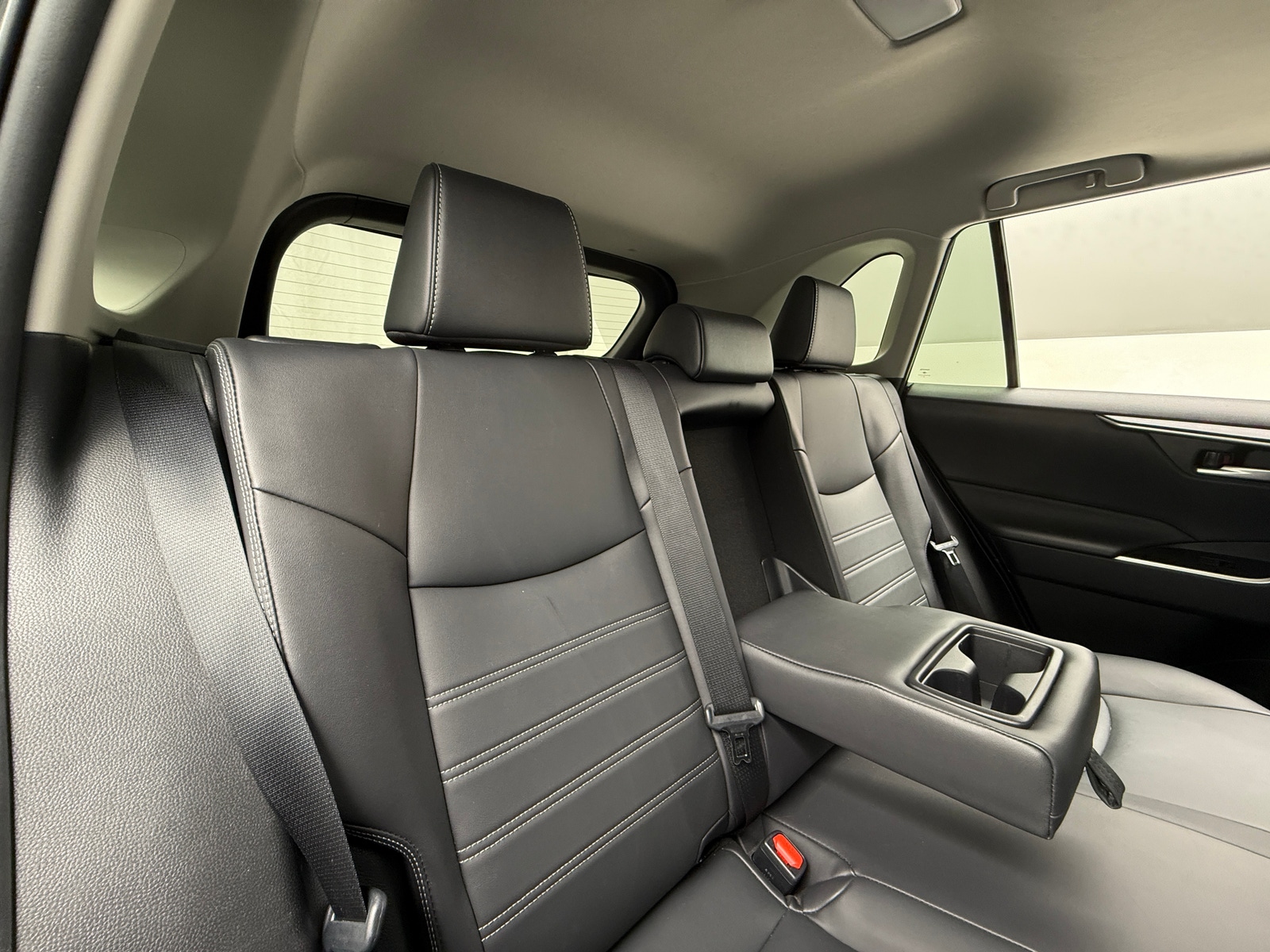 Thumbnail: 2025 Toyota RAV4 - 5