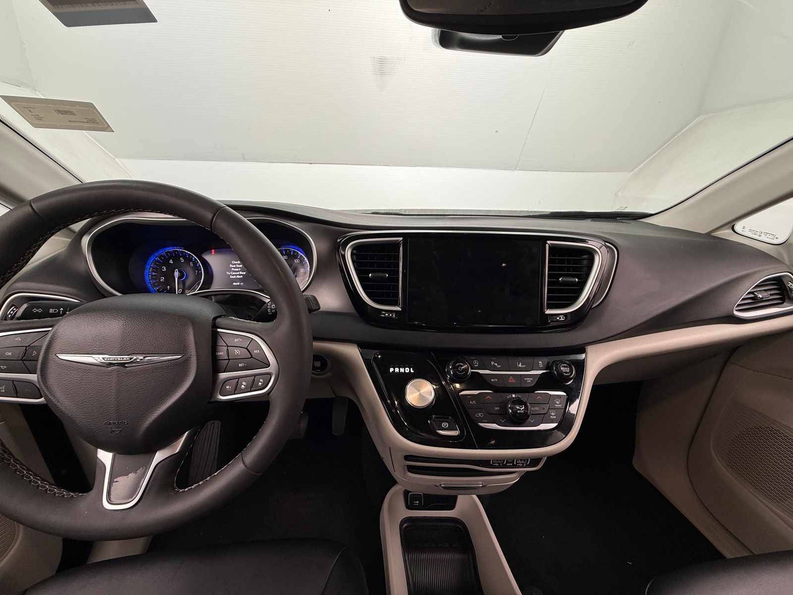 Thumbnail: 2024 Chrysler Pacifica - 2