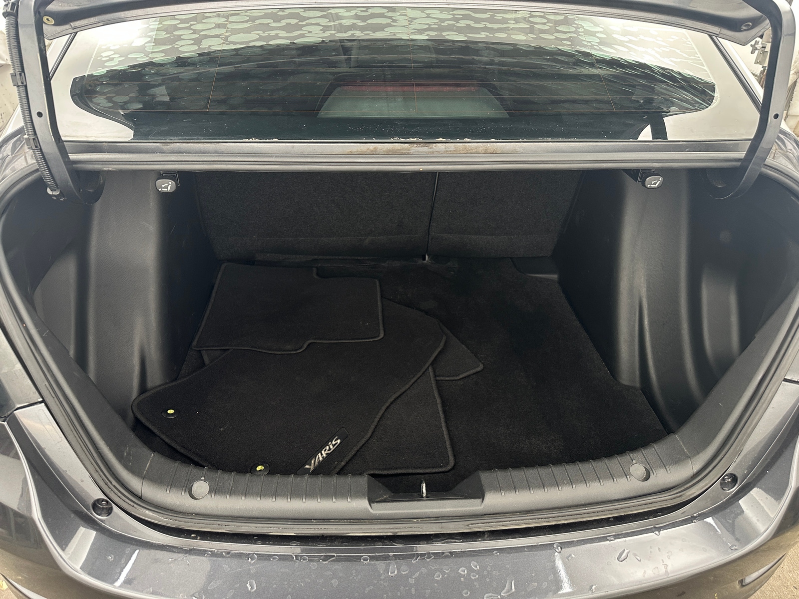 Thumbnail: 2020 Toyota Yaris - 7