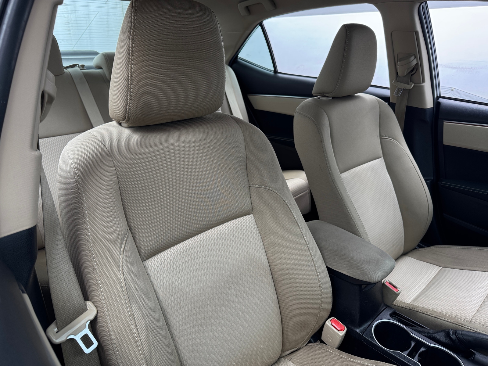 Thumbnail: 2015 Toyota Corolla - 2