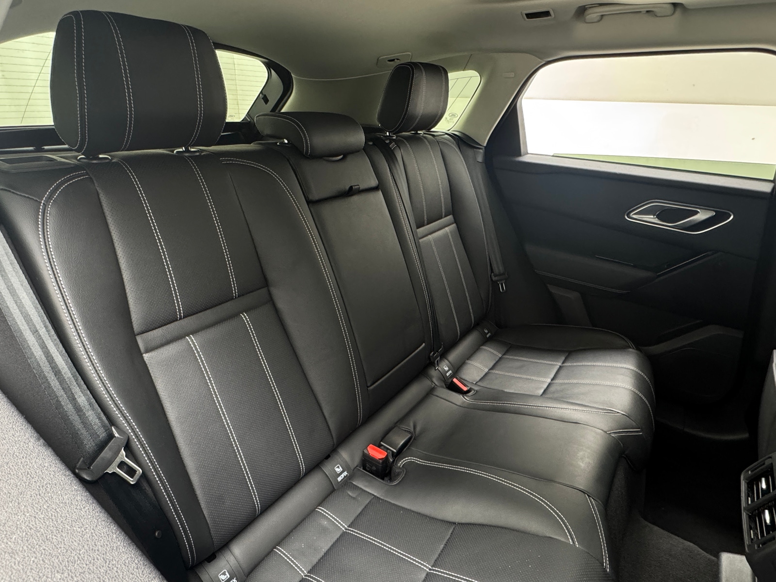 Thumbnail: 2020 Land Rover Range Rover Velar - 5