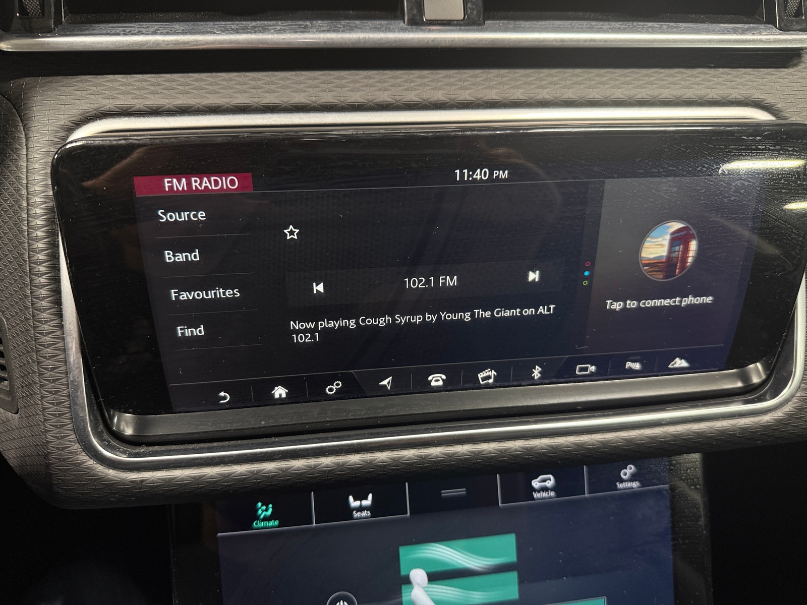 Thumbnail: 2020 Land Rover Range Rover Velar - 3