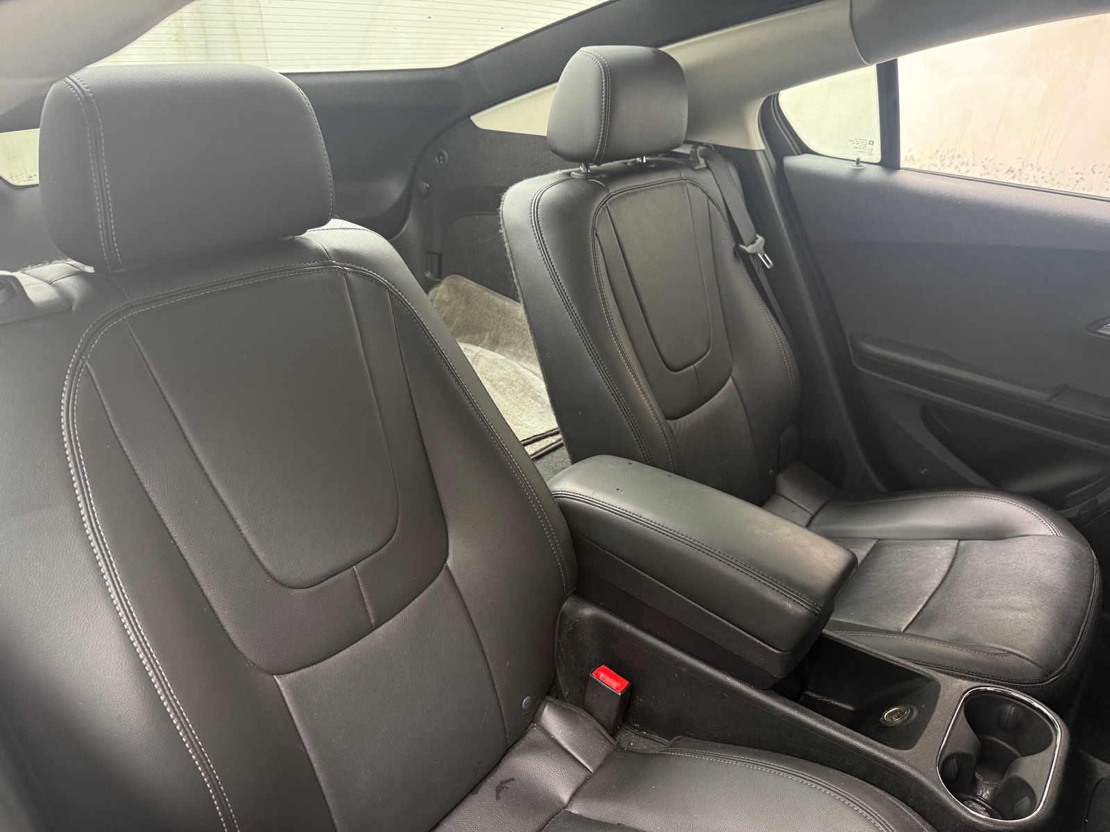 Thumbnail: 2015 Chevrolet Volt - 5