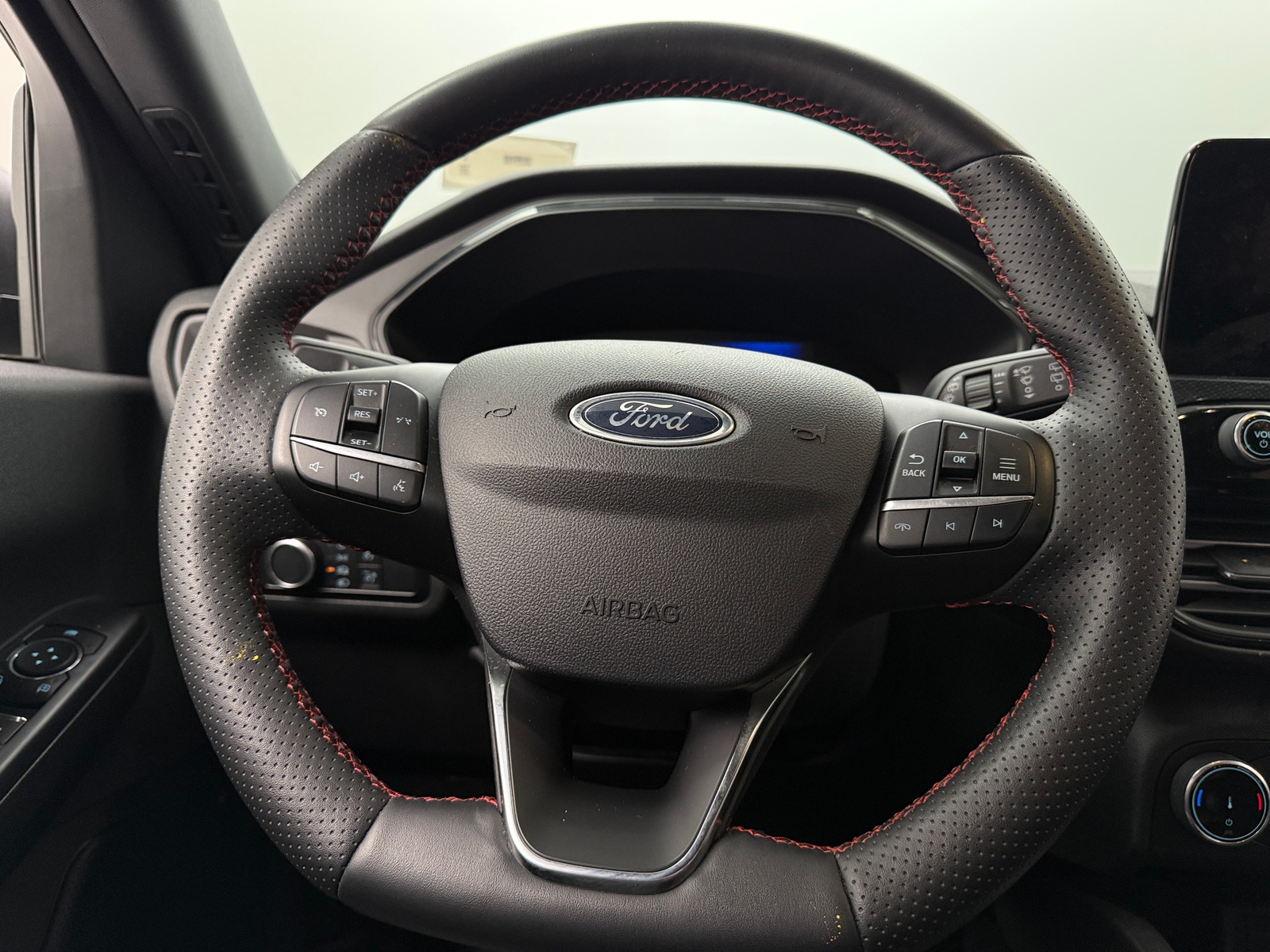 Thumbnail: 2024 Ford Escape - 5