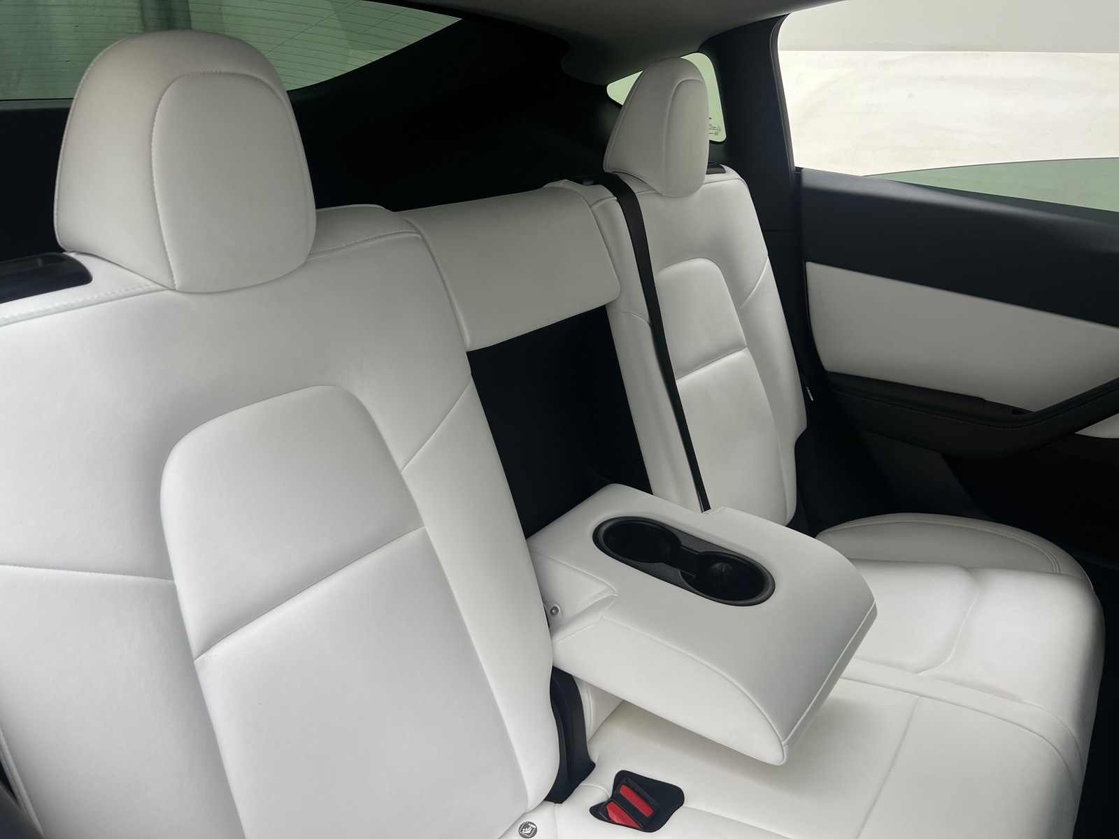 Thumbnail: 2022 Tesla Model Y - 5