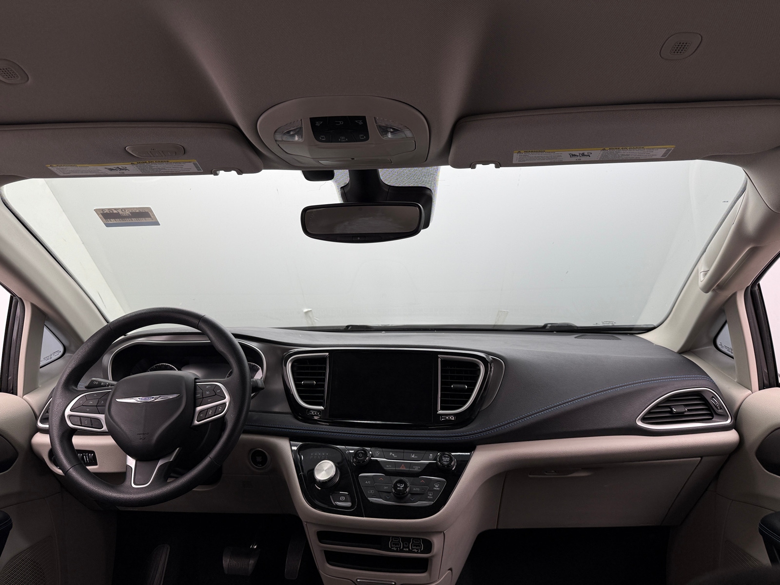 Thumbnail: 2021 Chrysler Pacifica - 3