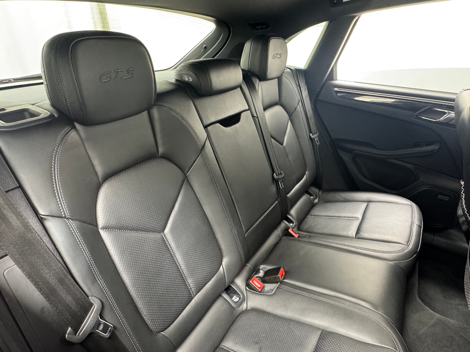 Thumbnail: 2018 Porsche Macan - 5