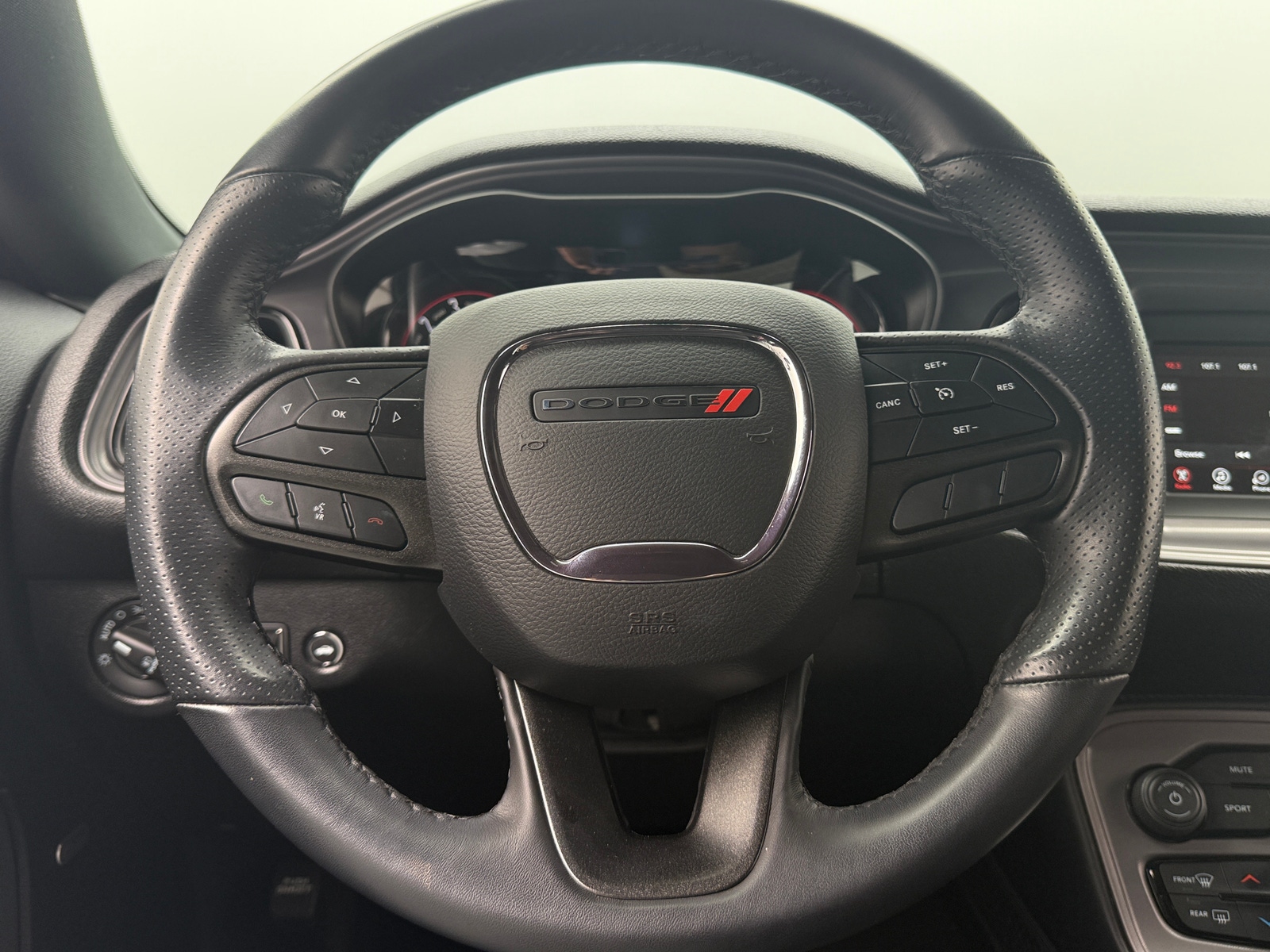 Thumbnail: 2023 Dodge Challenger - 4