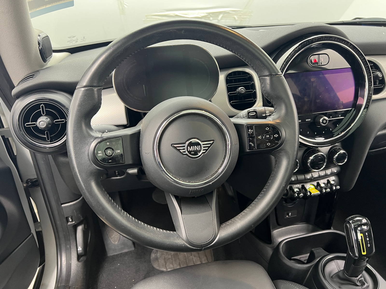 Thumbnail: 2023 MINI Cooper Hardtop - 3