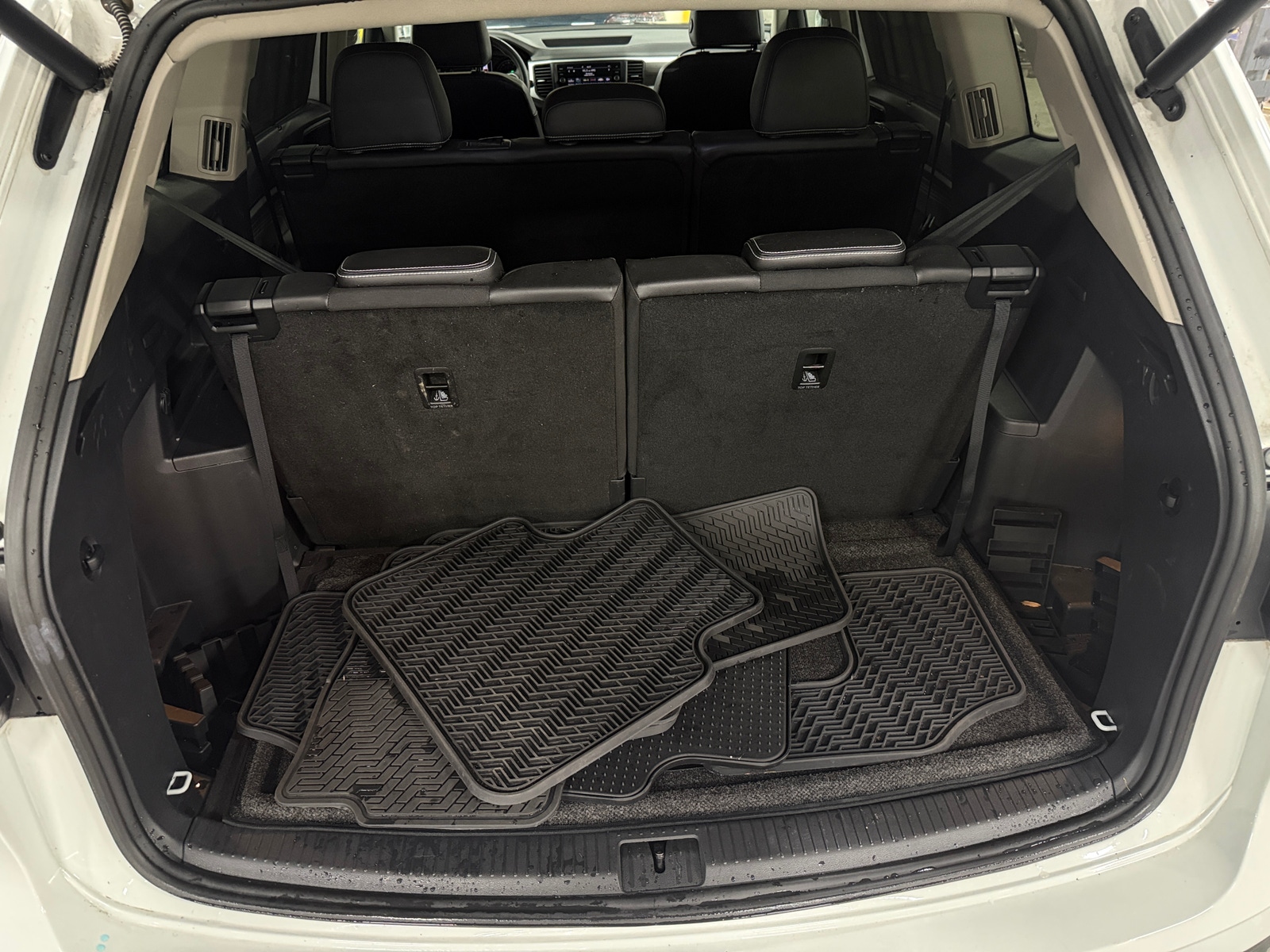 Thumbnail: 2021 Volkswagen Atlas - 6