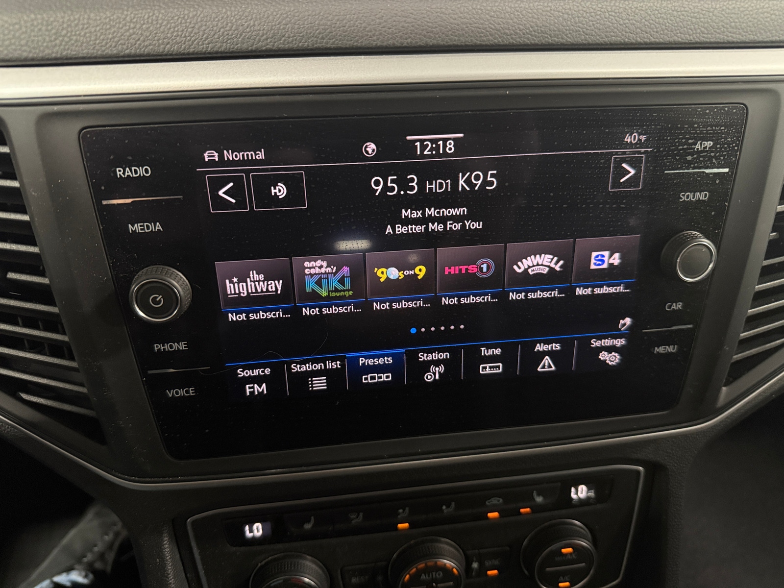 Thumbnail: 2021 Volkswagen Atlas - 3