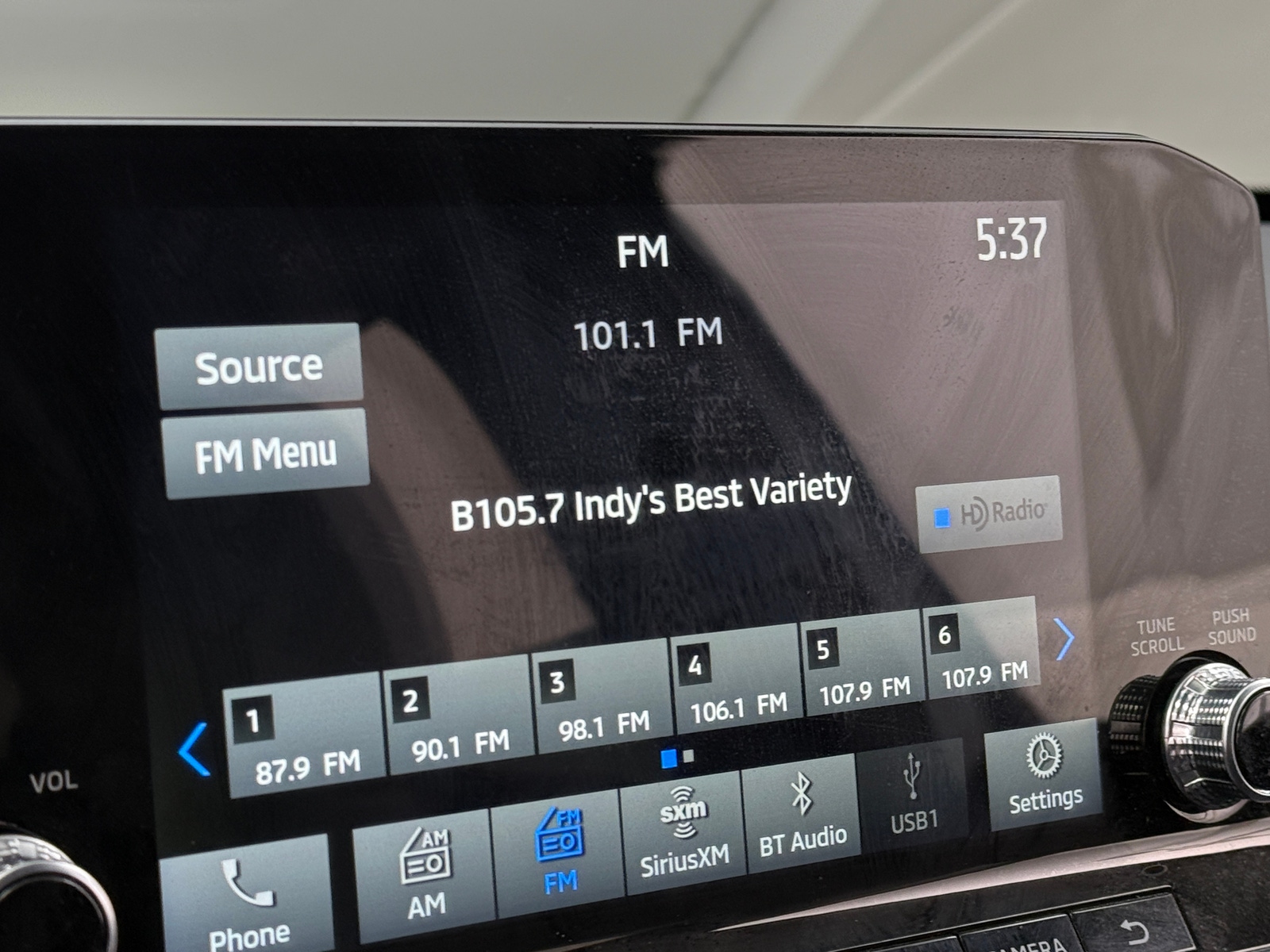 Thumbnail: 2023 Mitsubishi Outlander - 3