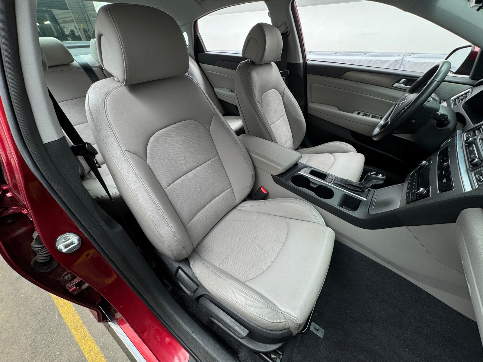 Thumbnail: 2015 Hyundai Sonata - 2