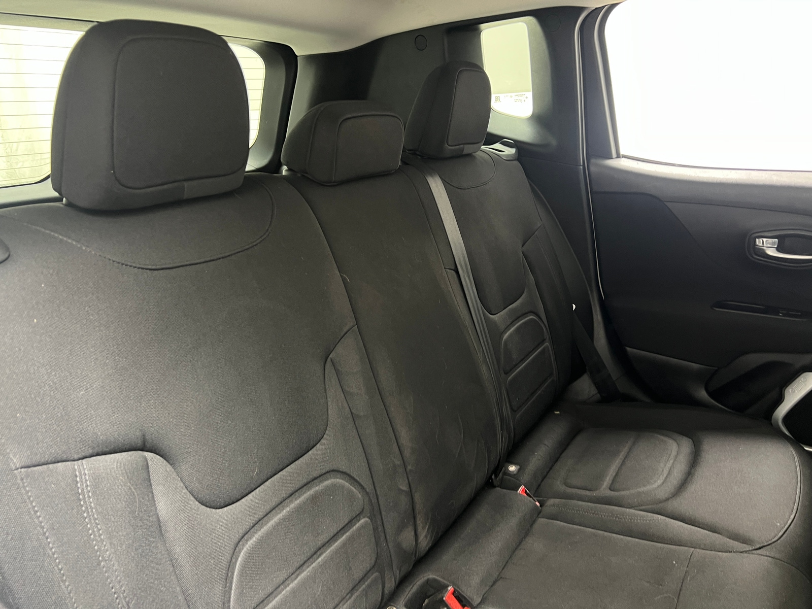 Thumbnail: 2018 Jeep Renegade - 6