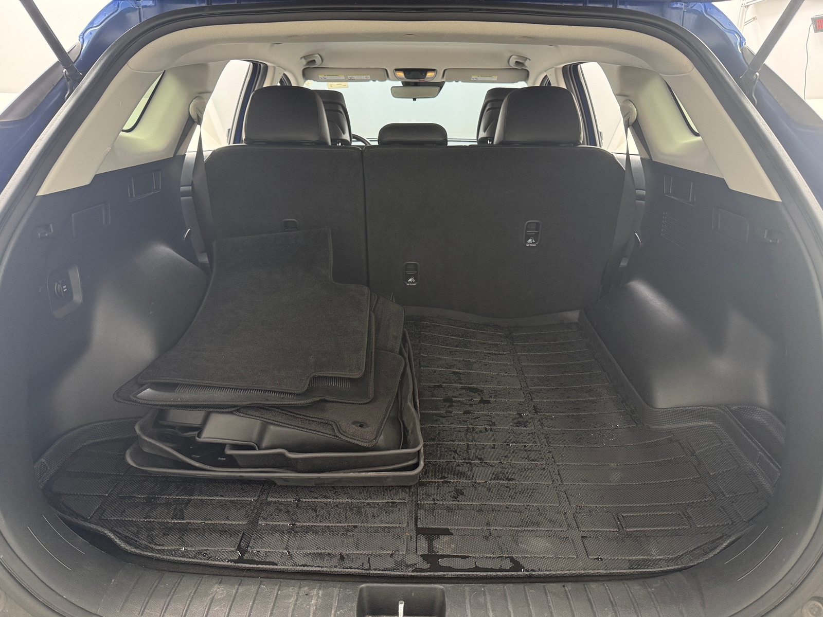 Thumbnail: 2023 Kia Sportage - 6