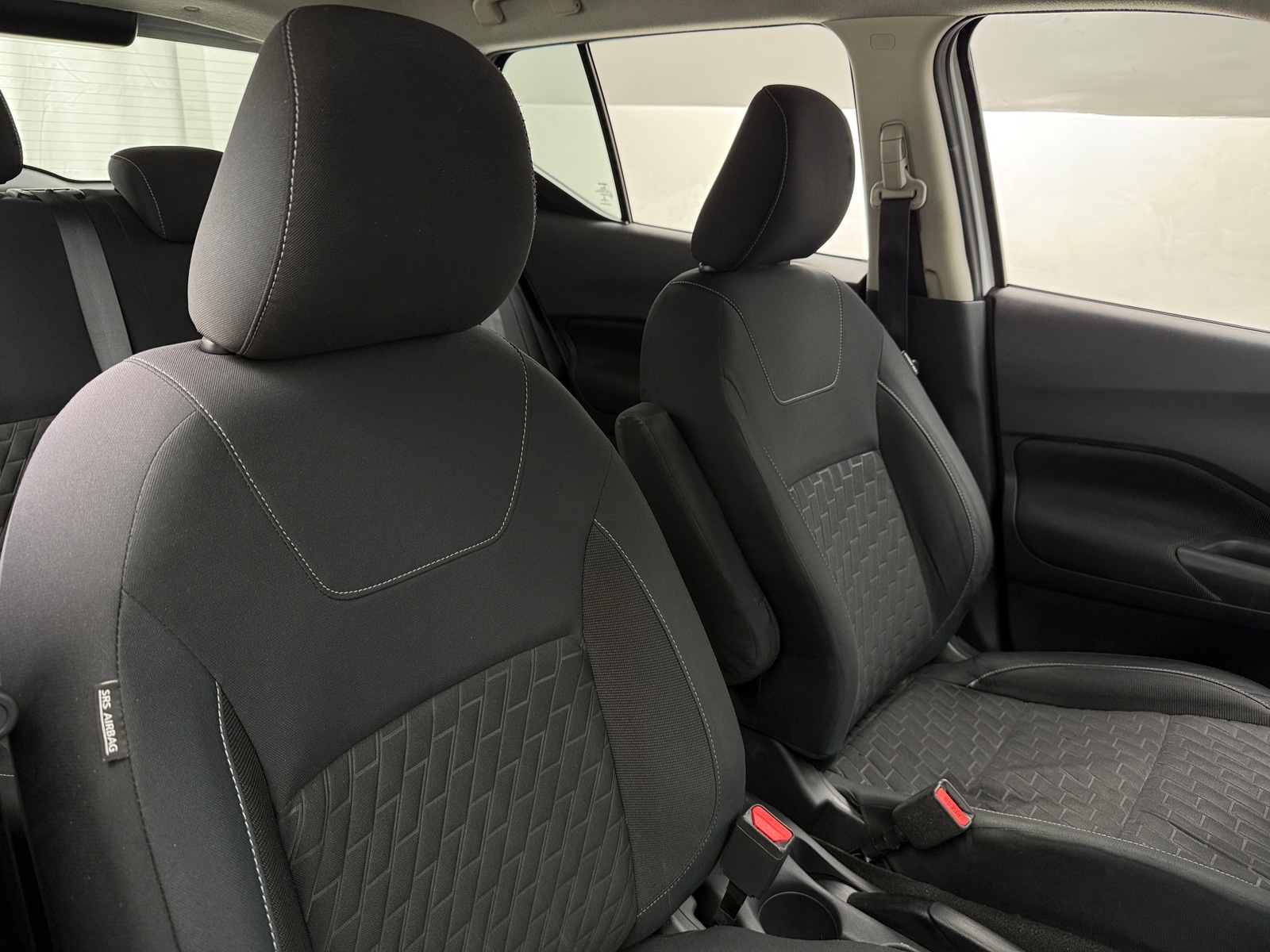 Thumbnail: 2021 Nissan Kicks - 2