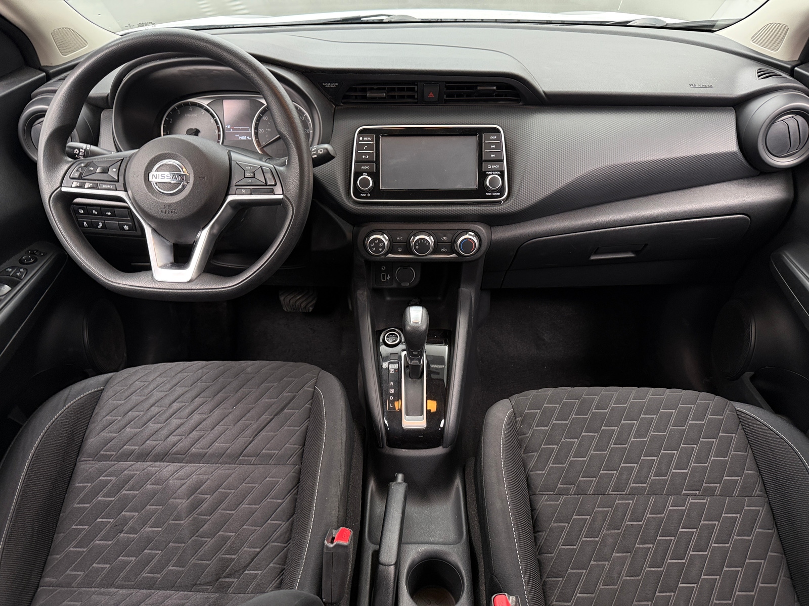 Thumbnail: 2021 Nissan Kicks - 3