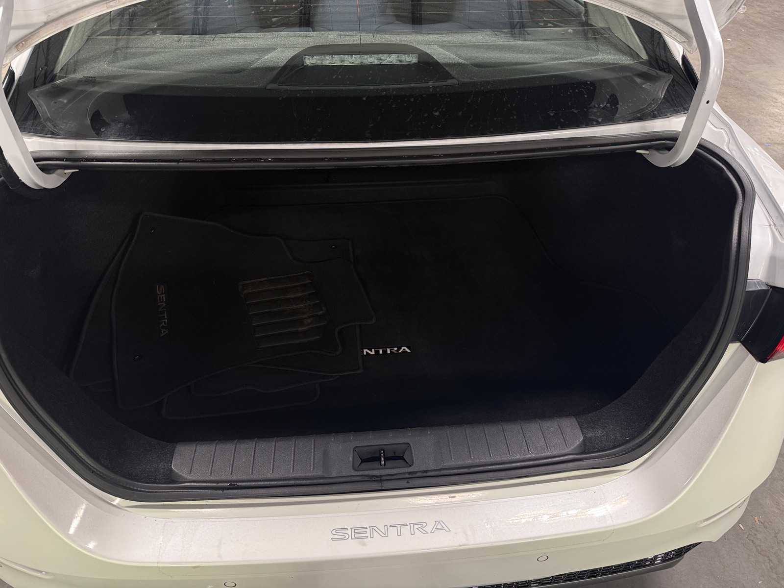 Thumbnail: 2022 Nissan Sentra - 7