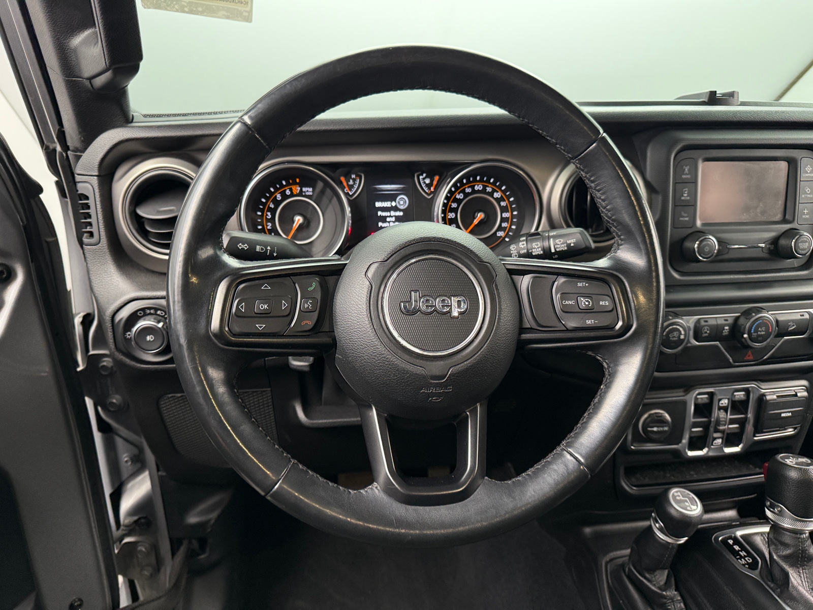 Thumbnail: 2019 Jeep Wrangler - 5
