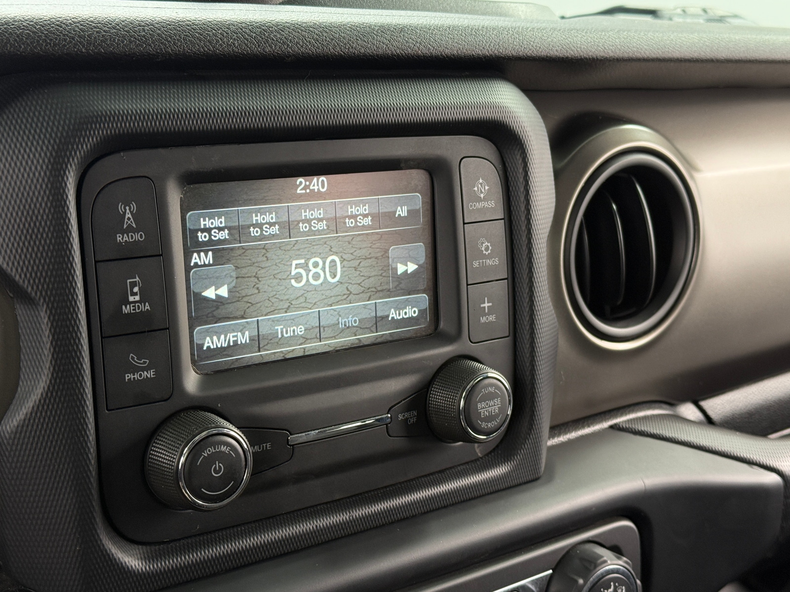 Thumbnail: 2019 Jeep Wrangler - 4