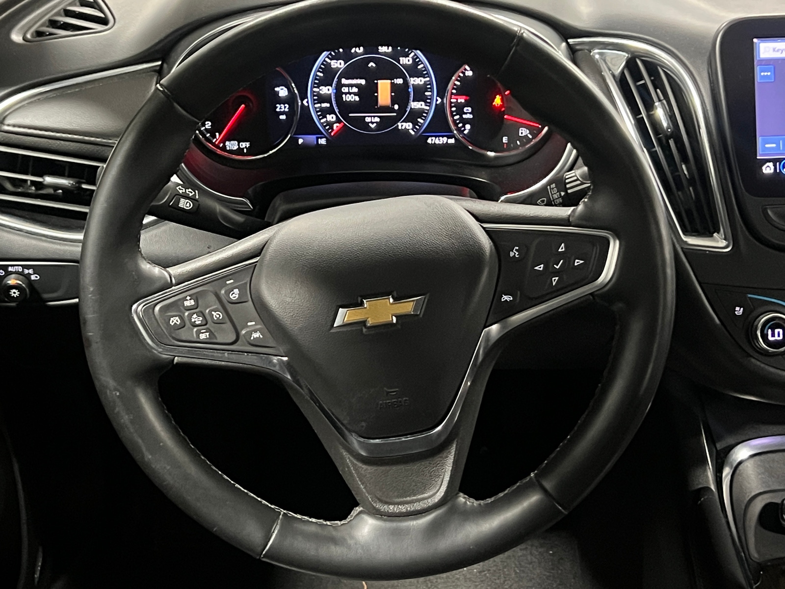 Thumbnail: 2024 Chevrolet Malibu - 4