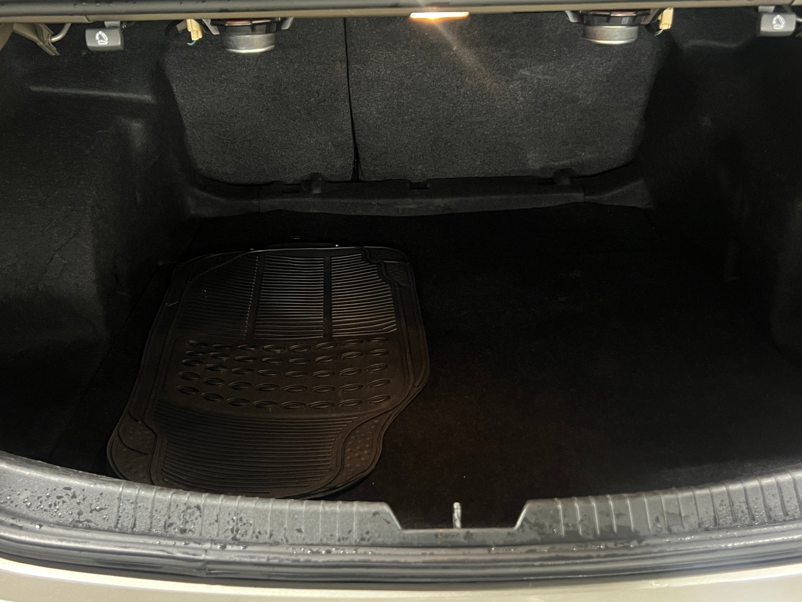 Thumbnail: 2024 Chevrolet Malibu - 6