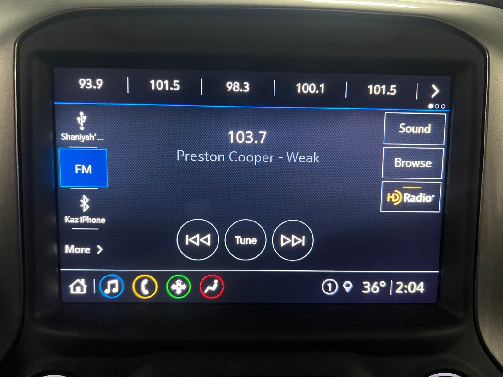 Thumbnail: 2021 Chevrolet Silverado 1500 - 4