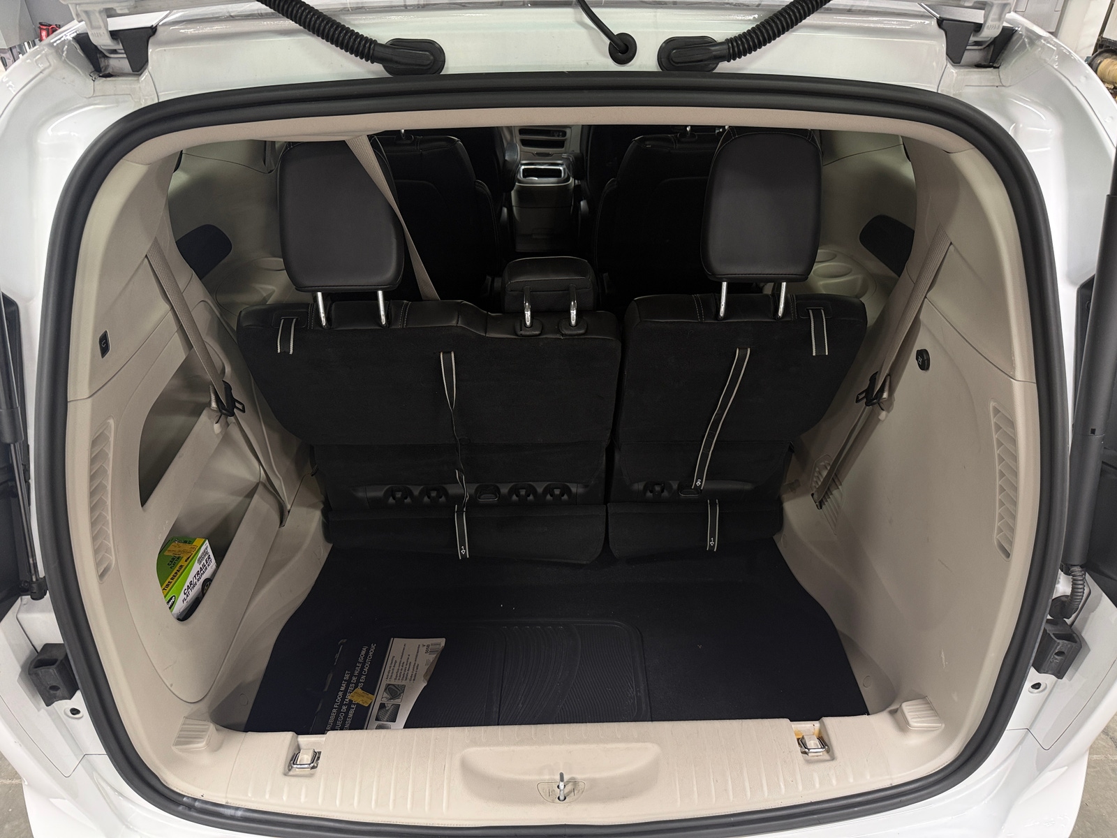 Thumbnail: 2024 Chrysler Pacifica - 6