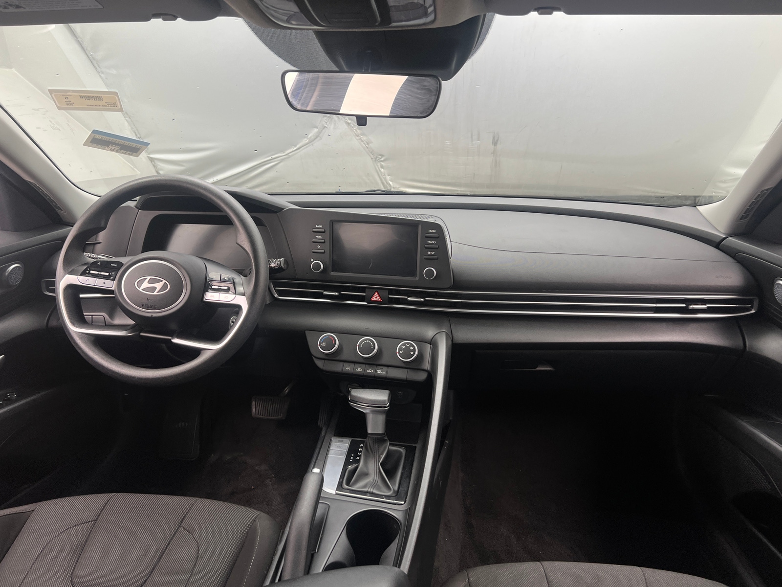 Thumbnail: 2025 Hyundai Elantra - 3