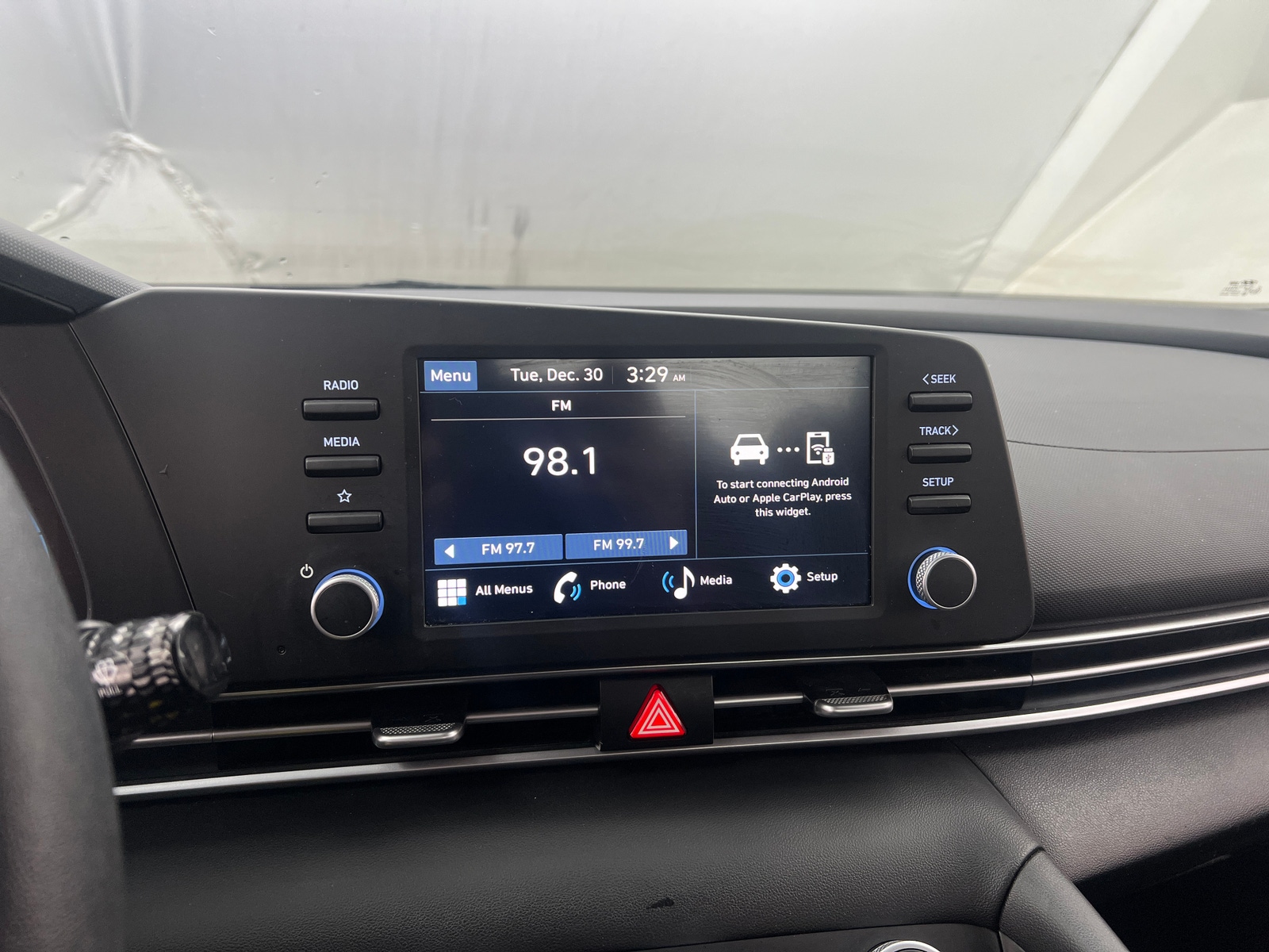 Thumbnail: 2025 Hyundai Elantra - 4